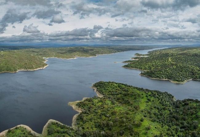 Borrascas inyectan agua a embalses y reducen la sequía en España