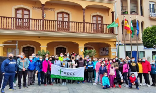 100 senderistas hacen una ruta en Gádor contra el cáncer