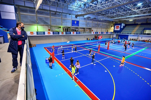 El Palacio de los Juegos luce nuevas pistas de voleibol y gimnasia