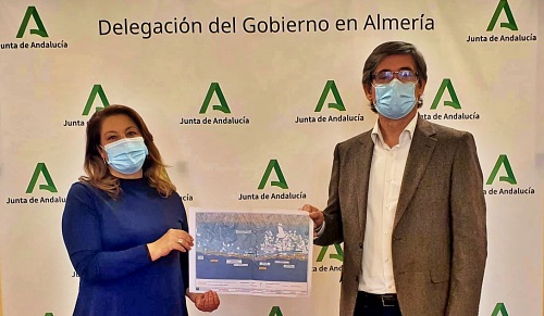 Crespo presenta al alcalde de Adra las alternativas de depuración de Guainos y La Alcazaba