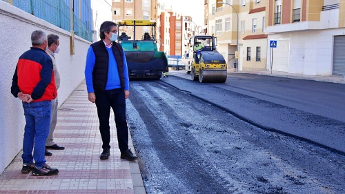 Finaliza el primero de los tres planes de mejora de calles en Adra