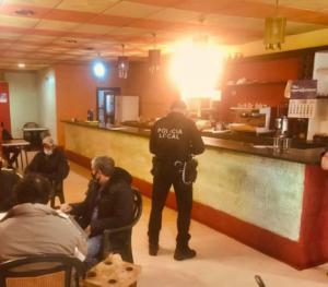 La Policía Local de El Ejido intercepta dos ‘taxis piratas’