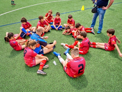 70 menores disfrutan de una Jornada de Rugby Gradual en Adra