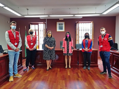 Bienvenida institucional a los voluntarios de Cruz Roja que recorrerán el Huércal de Almería