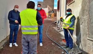 Antonio Martínez visita las obras del PFEA en Tabernas