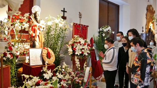 El Centro Ocupacional recorre la estación de San Marcos en el último día de novena