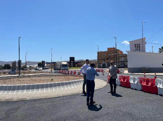 Mejora de la movilidad en San Isidro con nuevo vial y nueva rotonda