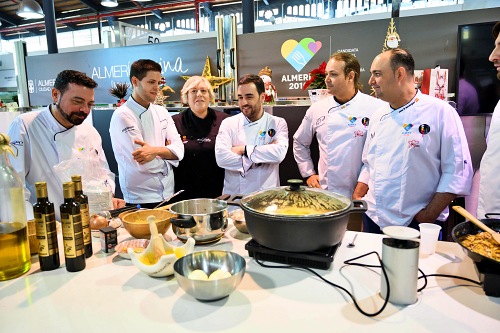 Veinte showcookings en el Mercado Central enseñarán recetas con productos de Almería