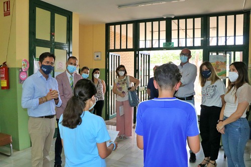 Ayuntamiento de El Ejido y Educación visitan los CEIP Santa María del Águila y Jesús de Perceval