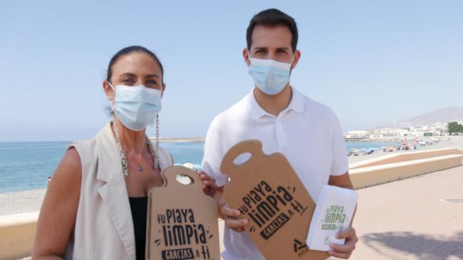 Regresa a Adra la campaña ‘Tu playa limpia gracias a ti’