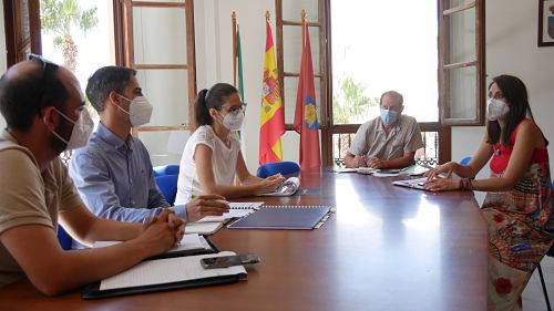 Reunión preparatoria para la construcción del carril bici de Adra