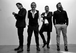 Love of Lesbian llega a Almería este domingo