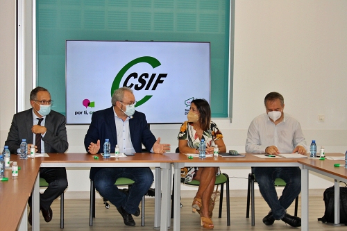 Reunión de CSIF Almería con la presidenta del Parlamento