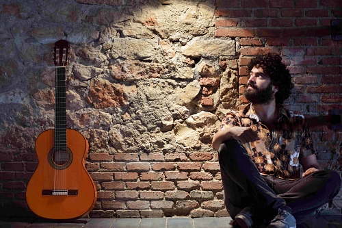 ‘Palabra de Músico’ inicia curso con entrevista y concierto a Chiki Lora