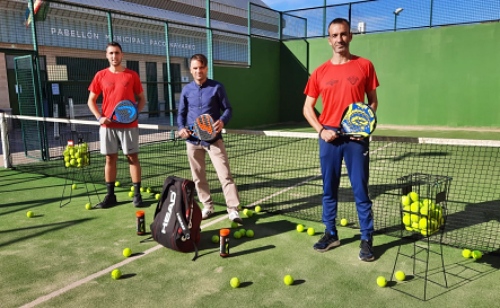 16 parejas en el II Torneo de Pádel de Huércal de Almería