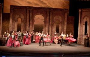 El Auditorio se rinde a la plasticidad castiza de la ópera ‘Carmen’