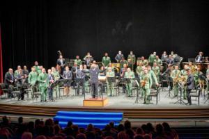 La Banda Municipal de Almería y la Unidad de Música de La Legión tocan juntas