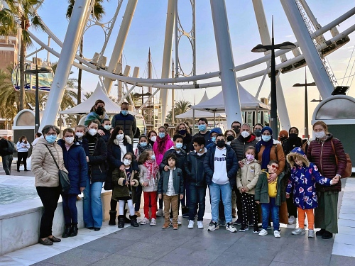 Niños de la ONCE se suben a la Noria de #AlmeríaesNavidad