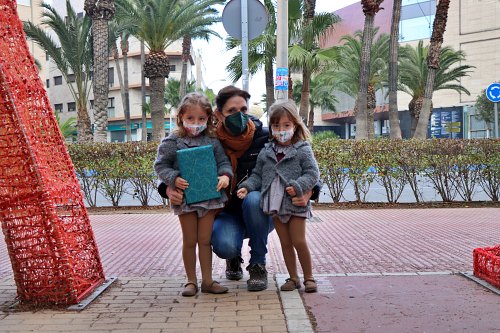 Marta y Claudia ganan el concurso con más ‘Corazón de El Ejido’