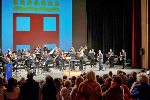 La Banda Municipal celebra sus 170 años con un concierto repleto de amor a Almería