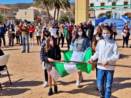 Copla, poemas, baile en el Día de Andalucía en Huércal de Almería