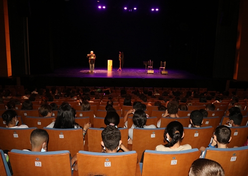 700 escolares disfrutan del Festival de Teatro de El Ejido