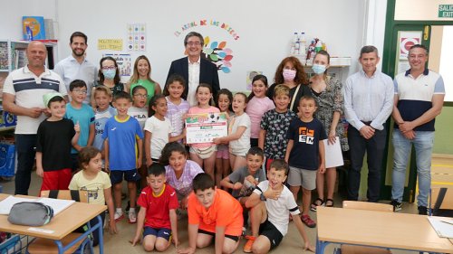 Escolares de 2º de Primaria del CEIP Abdera ganan la IV Liga del Reciclaje del Poniente