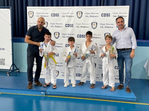 La EDM Alianza KSV reúne a 71 participantes en un encuentro escolar de judo 