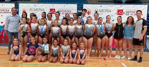 La EDM de gimnasia artística Stella Maris logra 17 medallas en el Campeonato de Andalucía