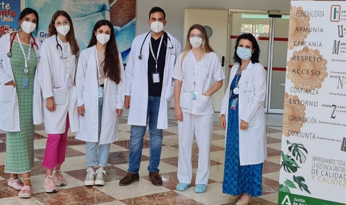 Estudiantes de Medicina realizan prácticas extracurriculares en el Hospital Poniente