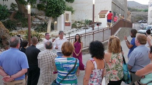 Inaugurado el recién renovado entorno de las Ánimas Benditas y la calle Caldera