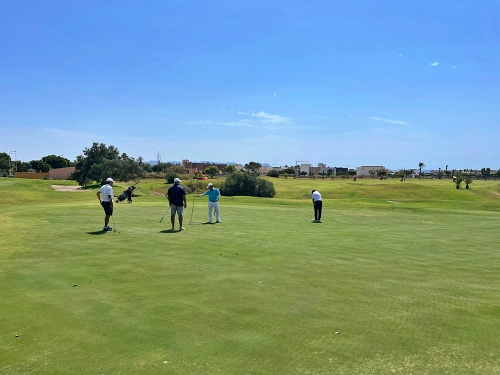 110 golfistas en el XVI Torneo de Feria