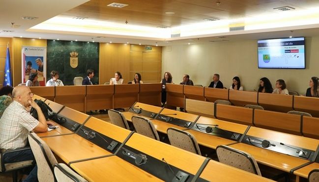 ‘CaixaProinfancia’ de El Ejido celebra mesa de seguimiento con el objetivo de abordar nuevos retos