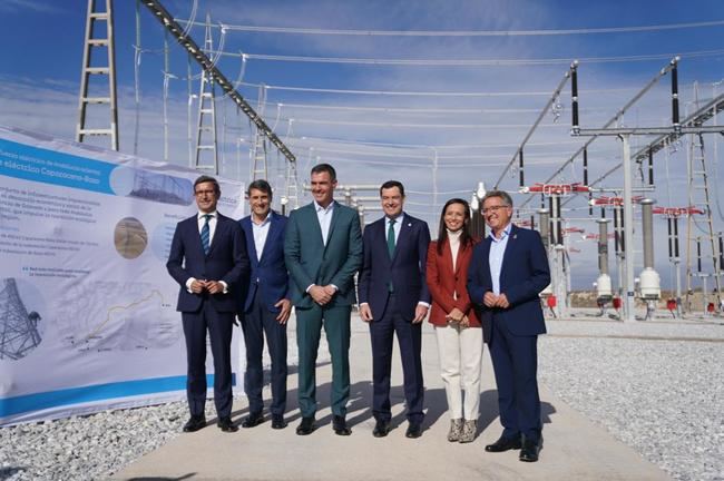 Moreno defiende la necesidad de más autopistas eléctricas para transportar energía