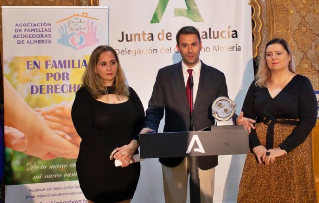 Inclusión Social presenta la I Jornada de Acogimiento Familiar que organiza la Asociación de Familias Acogedoras de Almería