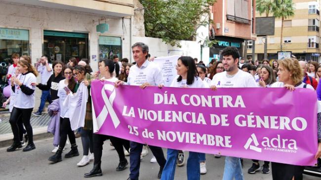 25M: Actos institucionales en Adra contra la violencia de género