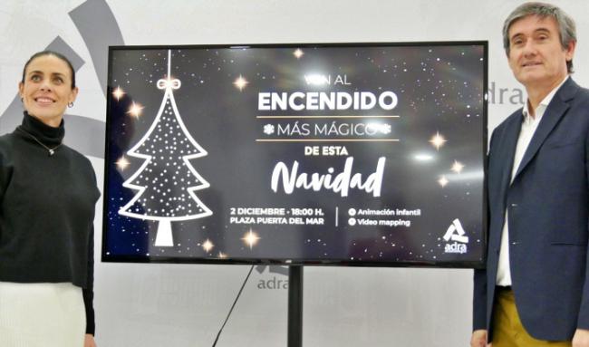 Cortés anuncia la llegada de la Navidad a Adra con “el encendido más mágico”