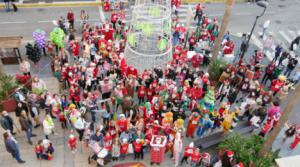 300 participantes en la I Carrera Navideña de Disfraces de Adra
 