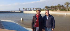 El PSOE denuncia el abandono del lago de la Plaza del Mar de El Toyo