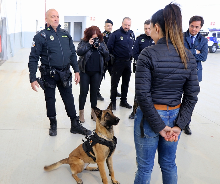 La Policía Local de El Ejido cuenta con una Unidad Canina