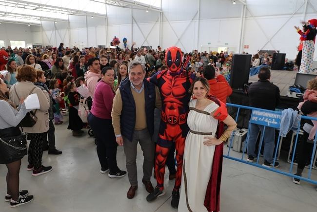 Gran éxito de participación, originalidad y colorido en la fiesta de Carnaval de El Ejido