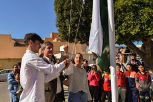 Adra celebra el Día de Andalucía con música, baile y migas