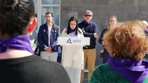 La Plaza del Centro de Interpretación de la Pesca de Adra acoge el Día de la Mujer