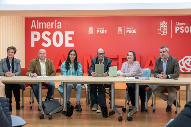 Dos libros de 1937 donados a la Biblioteca Pablo Iglesias