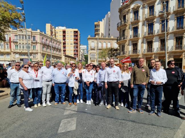 El PSOE protesta aunque Almería tiene 2.000 sanitarios más que con Susana Díaz