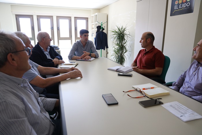 Encuentro entre Ayuntamiento y COAG Almería 
 