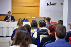 El Ejido acoge el primer ‘Encuentro con Talento’ en Andalucía de Fundación ONCE