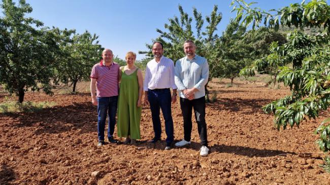 El PSOE dice que Sánchez ha abierto el mercado chino a la almendra de Almería
 