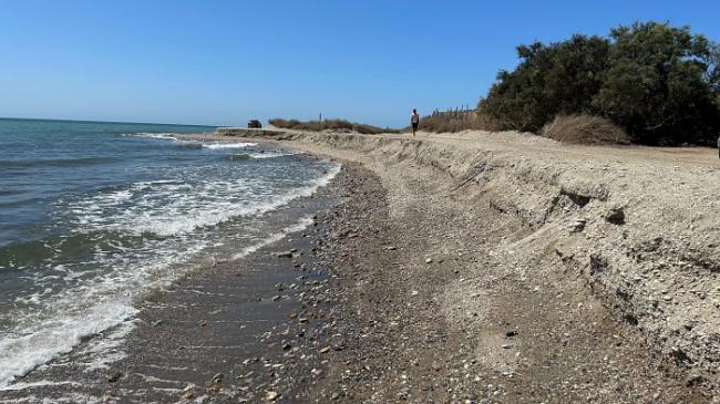 El alcalde de El Ejido alerta sobre la situación de la playa de Balerma