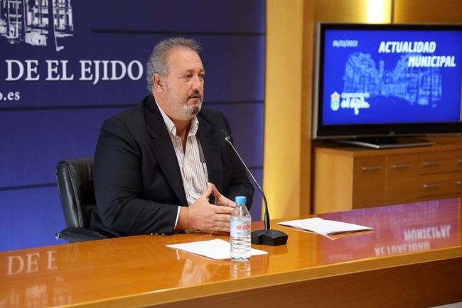 Rivera: “en el Ayuntamiento de El Ejido se fiscaliza absolutamente todo”